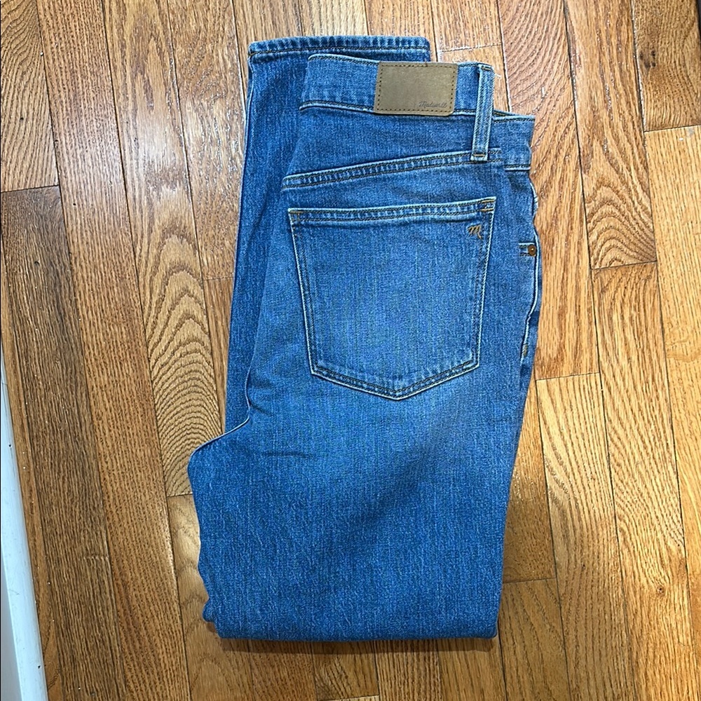 Women’s madewell size 27 mom jeans